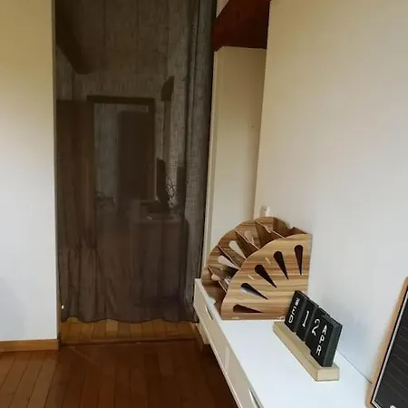 La Sittelle Des Aguesses *