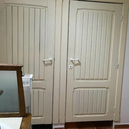 La Sittelle Des Aguesses